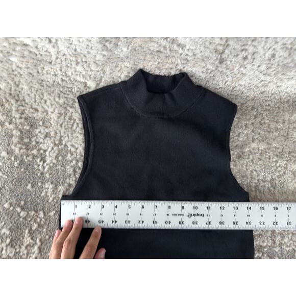 NEW Abbott Elementary Size S Sleeveless Crew Neck Sweater Black Casual NWT - Picture 4 of 9